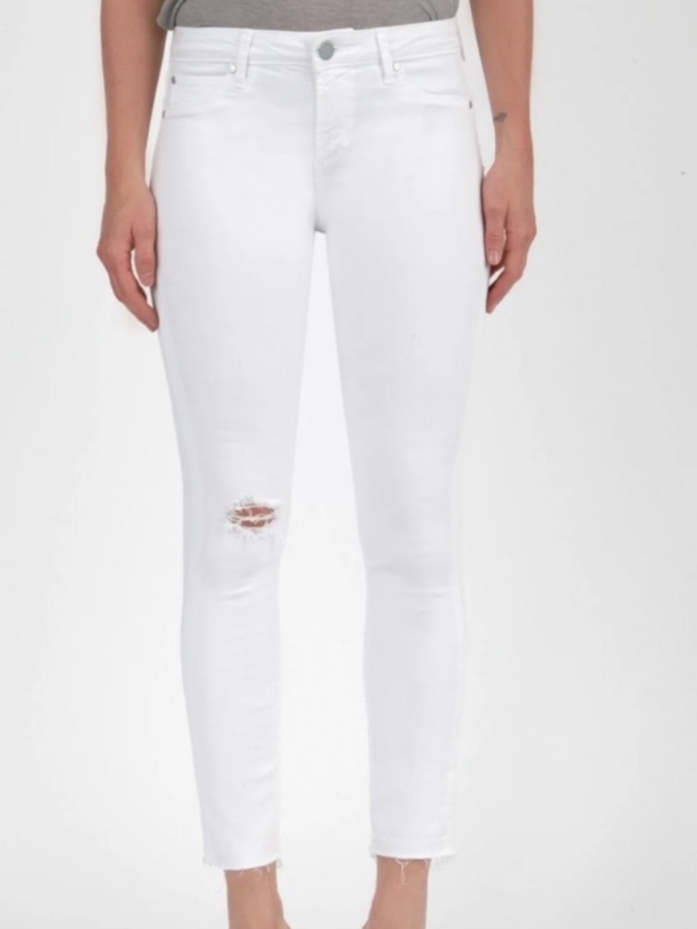 ARTICLES OF SOCIETY Stretchy White Ripped Skinny Jeans